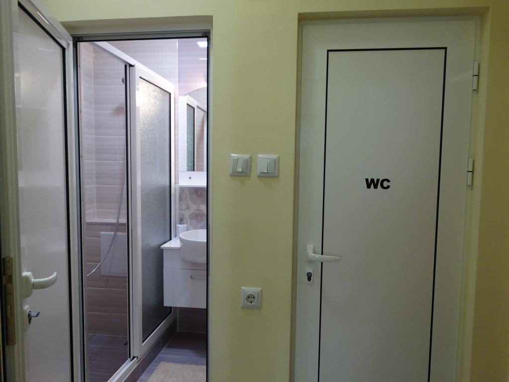 Old Center Apartment Ruse Bagian luar foto