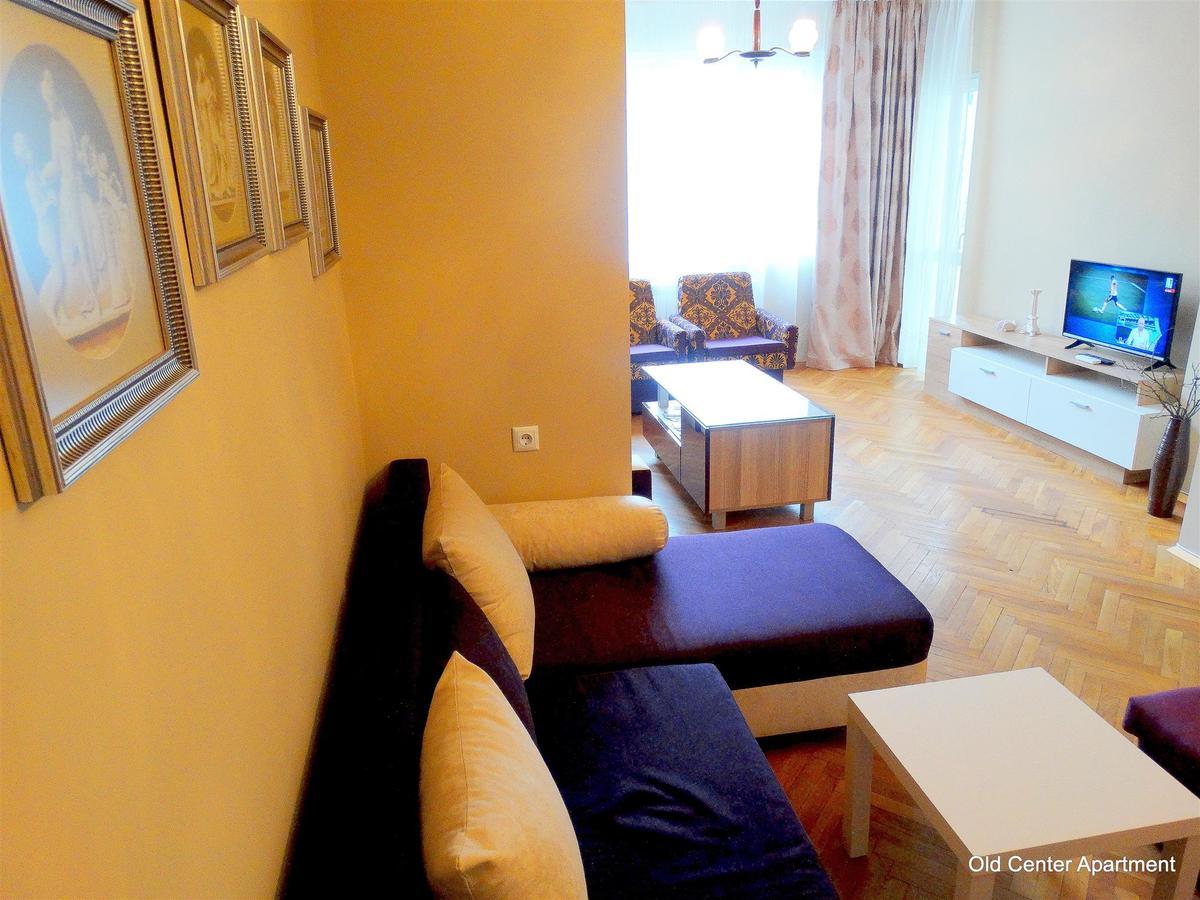 Old Center Apartment Ruse Bagian luar foto